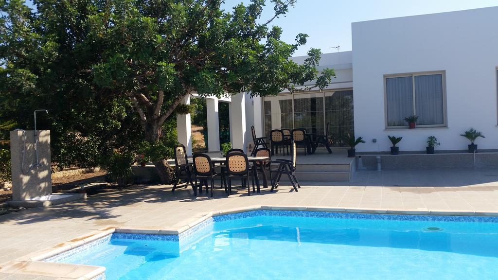 Eliofos Luxury Villa Polis Exterior foto
