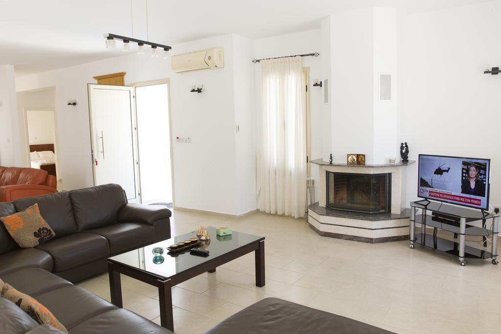 Eliofos Luxury Villa Polis Exterior foto